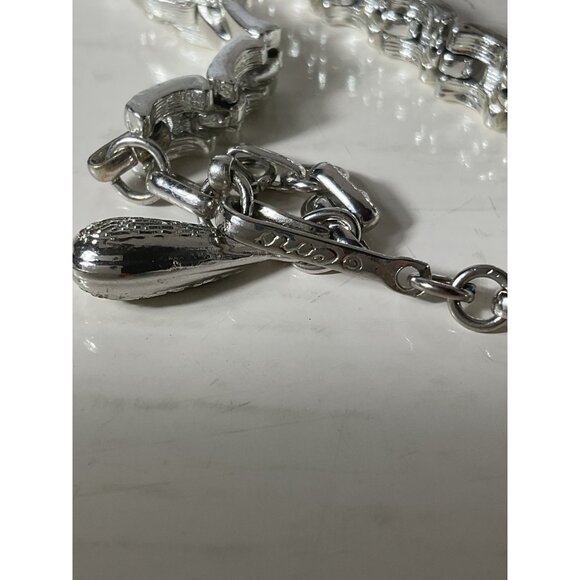 Coro Silver-Tone Metal Chain Necklace With Decorative Clasp - Picture 3 of 5